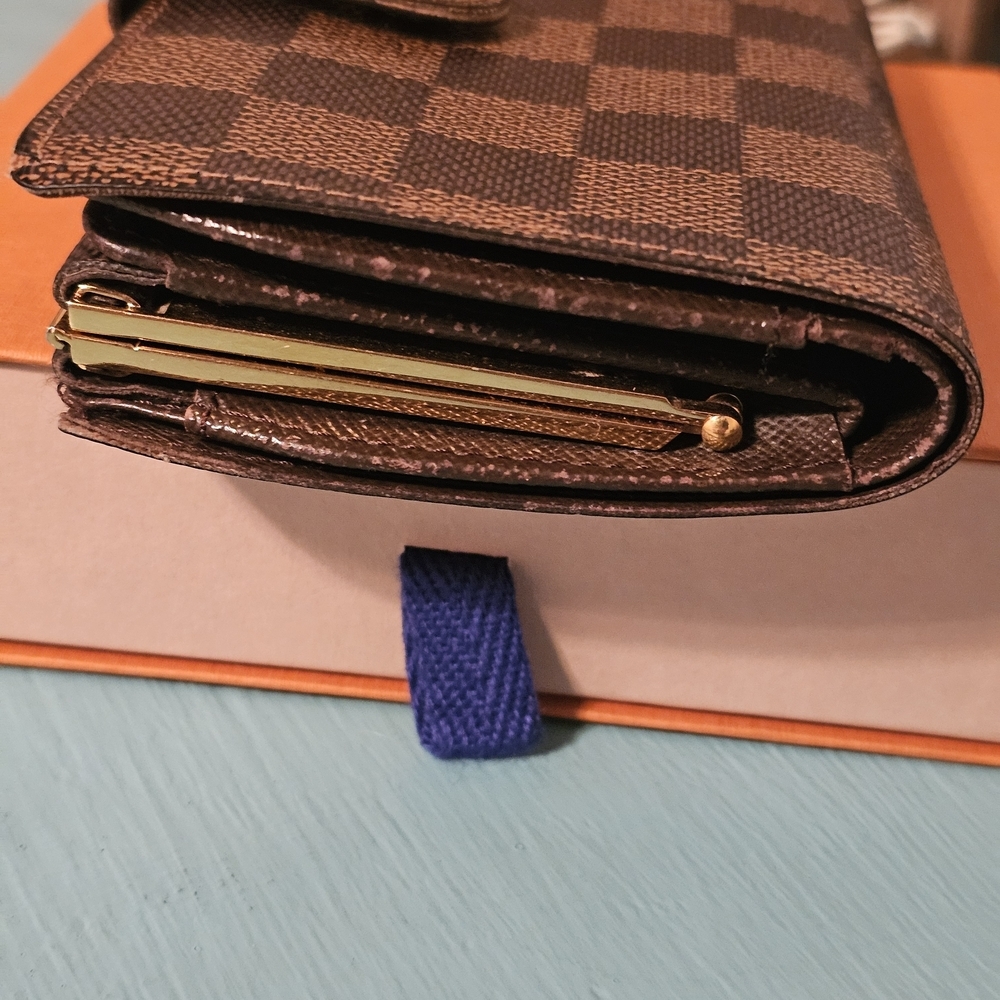 Louis Vuitton Portefeuille Viennois Wallet - Picture 13 of 15